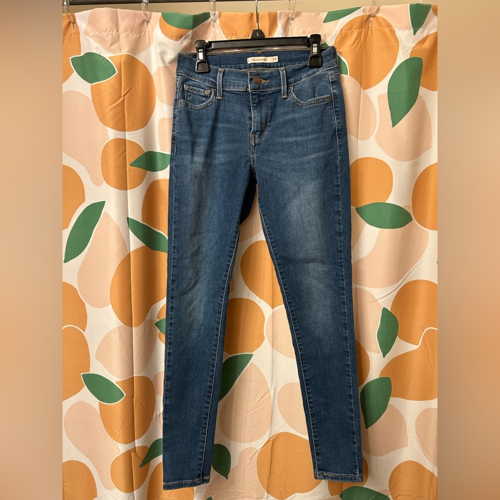 Levi’s Skinny Jeans with Classic Fit